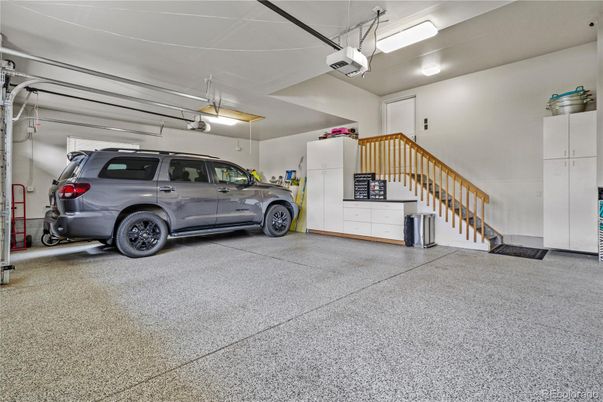 Garage, Interior