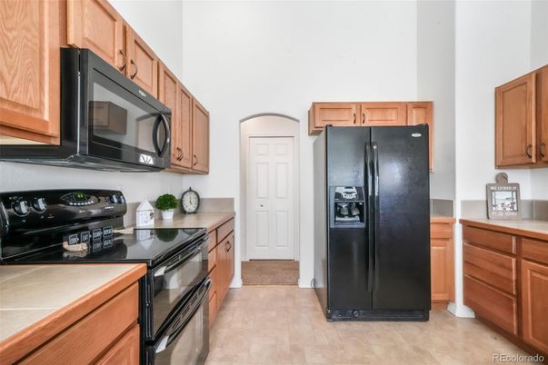 Interior, Kitchen, Tile Countertops