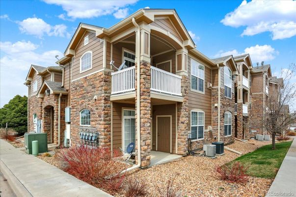 Exterior, Facade, Brick Facade, Rowhouse