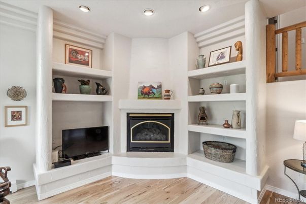 Fireplace, Interior, Recessed Lighting, Wood Texture Flooring