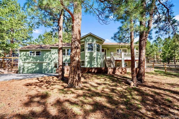 Backyard, Detached Garage, Exterior