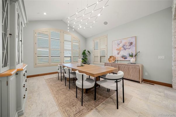 Dining room, Interior, Pendant Lights, Recessed Lighting