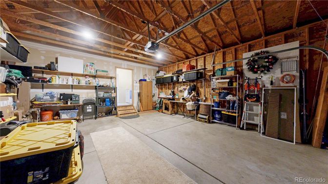 Interior, Washer, Wooden Beams, Wooden Ceilings