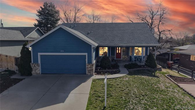 Attached, Exterior, Facade, Ranch