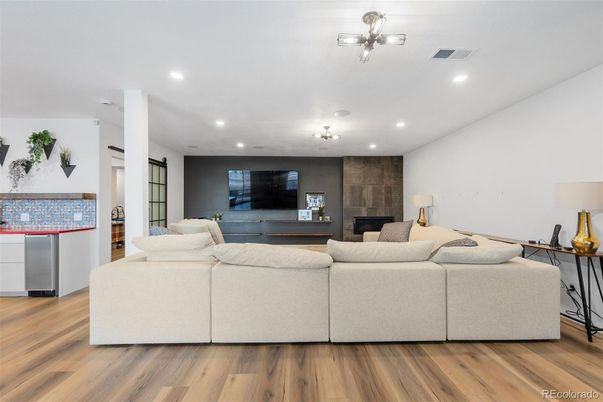 Interior, Living room, Recessed Lighting, Wood Texture Flooring