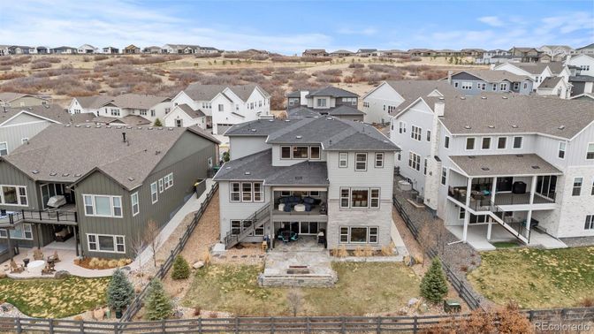 Exterior, Drone