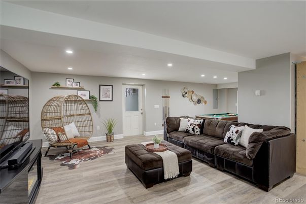 Billiard Table, Game Room, Interior, Living room, Recessed Lighting, Wood Texture Flooring