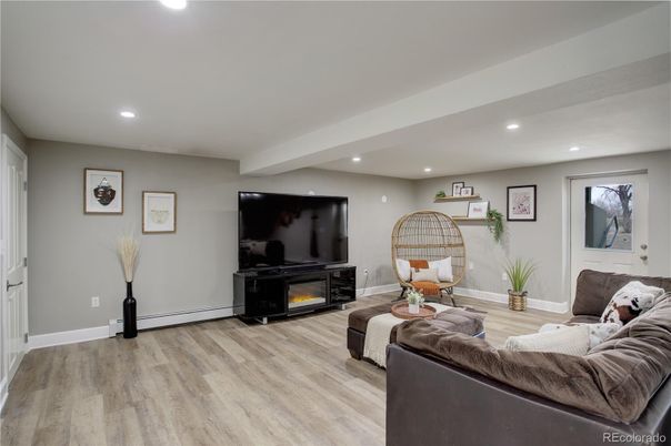 Interior, Living room, Recessed Lighting, Wood Texture Flooring