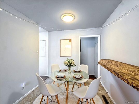 Dining room, Interior