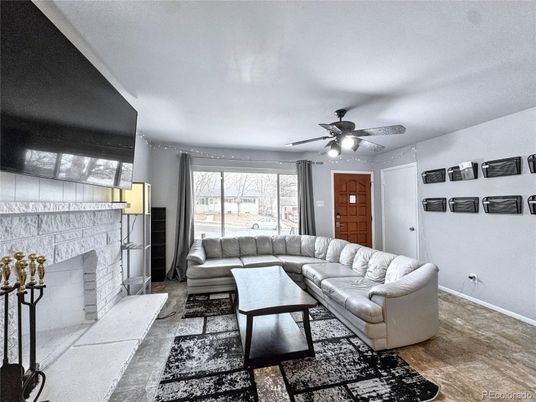 Fireplace, Interior, Living room