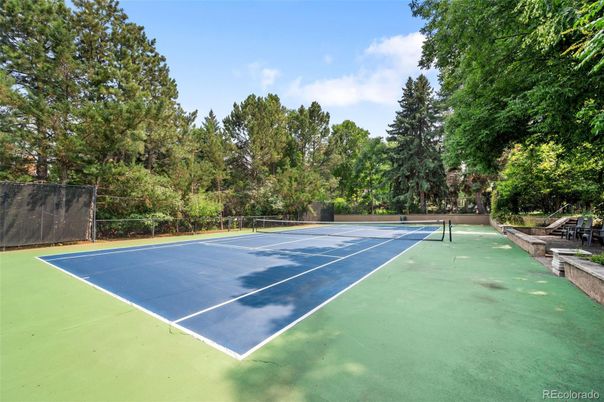 Exterior, Tennis Courts