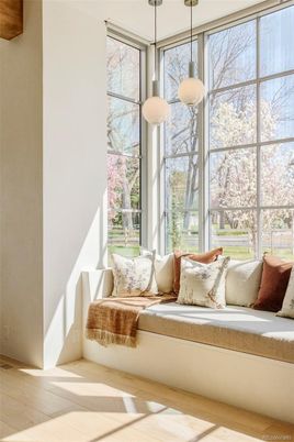 Interior, Pendant Lights, Wood Texture Flooring