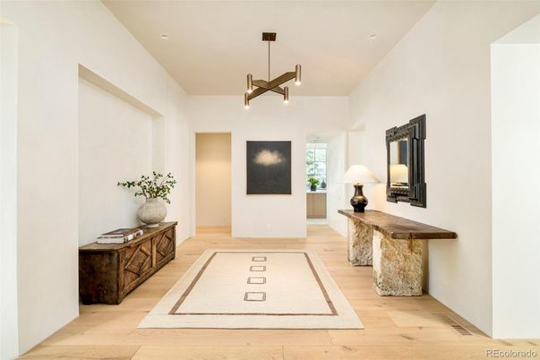 Interior, Pendant Lights, Wood Texture Flooring