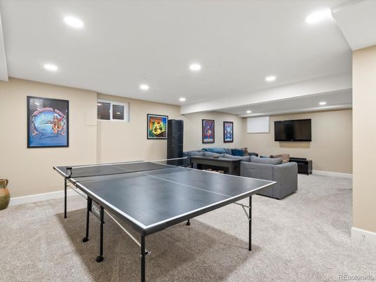 Game Room, Interior, Living room, Recessed Lighting
