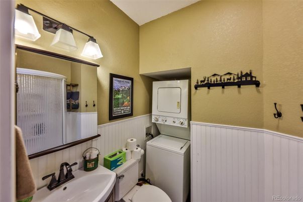 Bathroom, Interior, Utility Closets, Washer