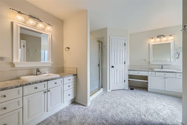 Bathroom, Dual Sink Vanities, Interior
