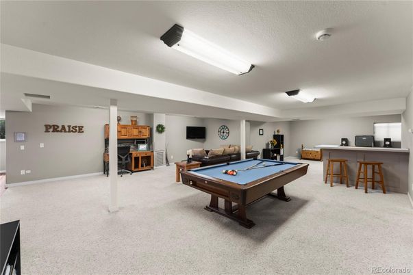 Billiard Table, Game Room, Interior