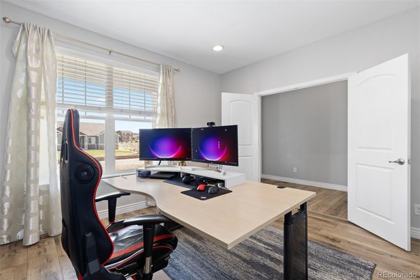 Home Office, Interior, Recessed Lighting, Wood Texture Flooring