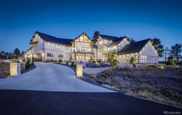 Backyard, Exterior, Facade, Farmhouse