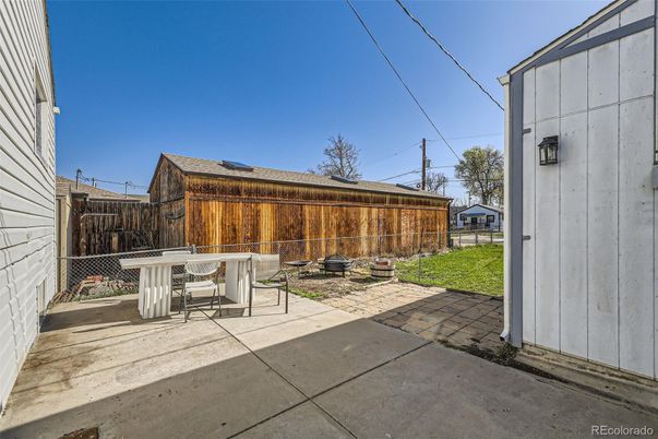 Backyard, Exterior