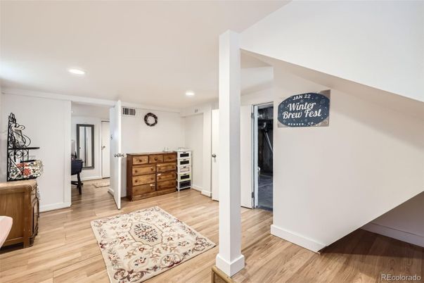 Interior, Recessed Lighting, Wood Texture Flooring