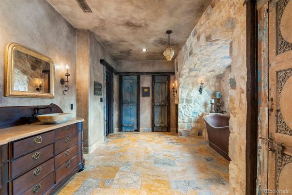 Bathroom, Free Standing Baths, Interior, Pendant Lights, Recessed Lighting, Stone Walls