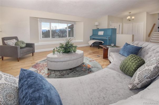 Chandelier, Interior, Living room, Piano, Wood Texture Flooring