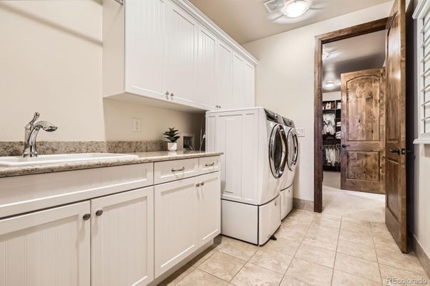 Interior, Washer