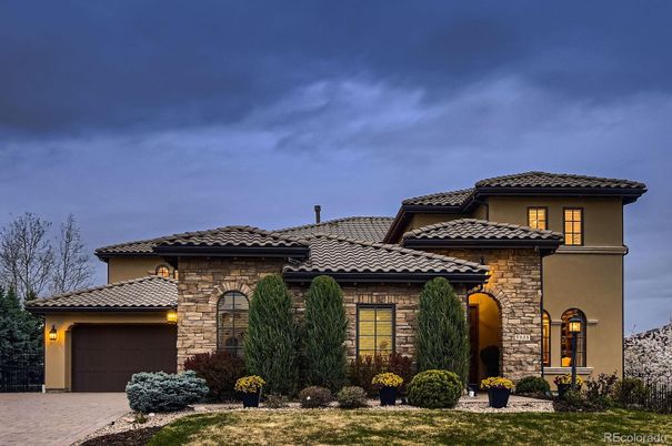 Attached, Exterior, Facade, Mediterranean