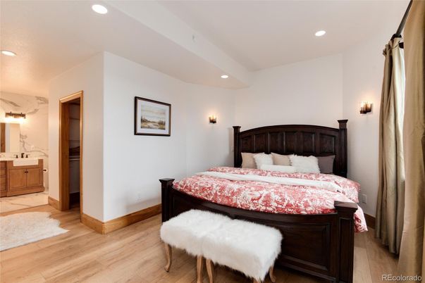 Bathroom, Bedroom, Interior, Recessed Lighting, Wood Texture Flooring
