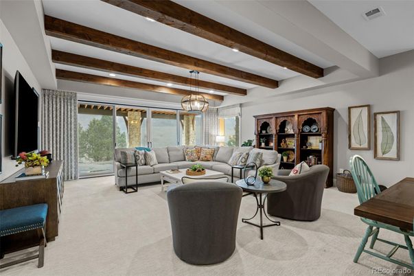 Interior, Living room, Pendant Lights, Recessed Lighting, Wooden Beams