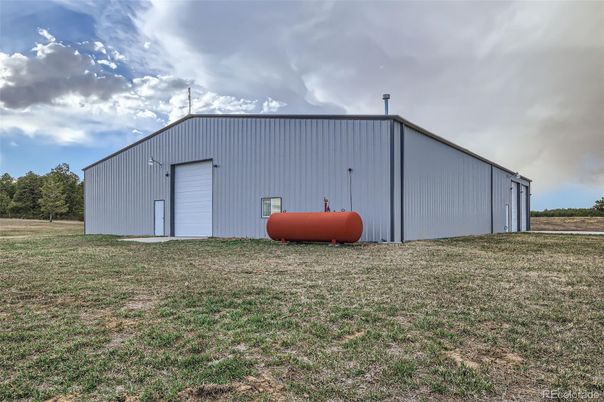 Backyard, Detached Garage, Exterior