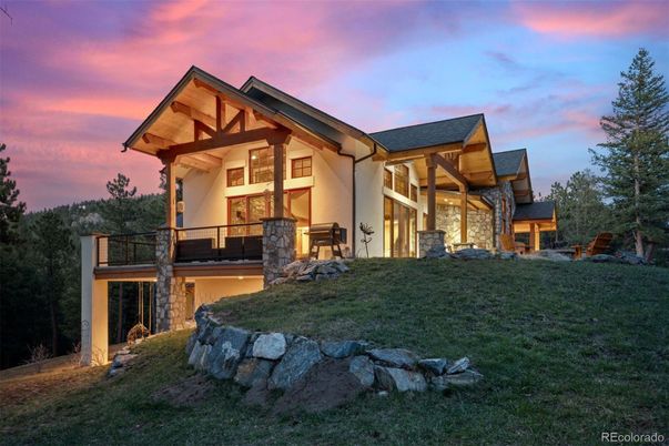 Backyard, Exterior, Facade, Modern