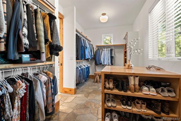Interior, Walk-in Closets