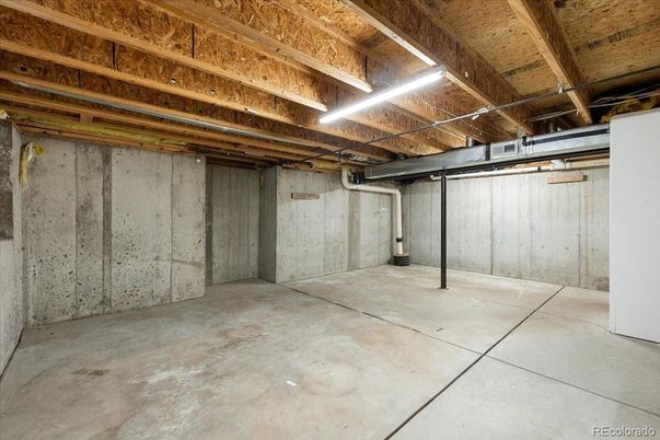 Garage, Interior, Wooden Beams, Wooden Ceilings