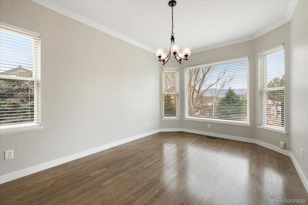 Chandelier, Empty room, Interior, Wood Texture Flooring