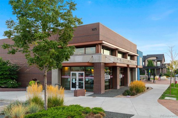 Exterior, Facade, Modern