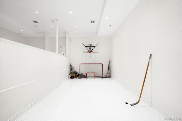 Interior, Recessed Lighting