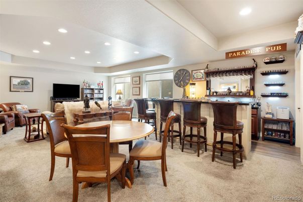 Dining room, Interior, Living room, Recessed Lighting