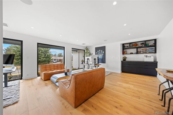Interior, Living room, Recessed Lighting, Wood Texture Flooring