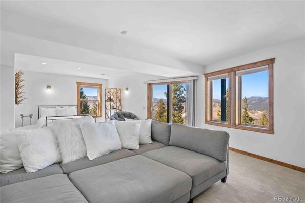 Bedroom, Interior, Living room, Recessed Lighting