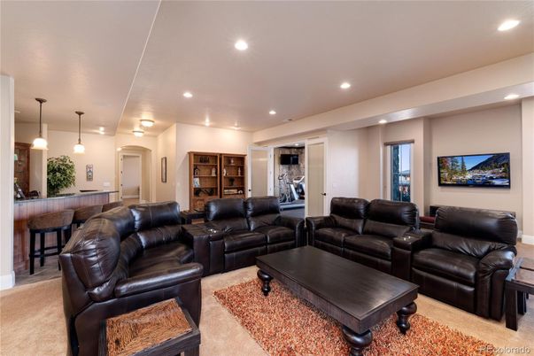 Interior, Living room, Pendant Lights, Recessed Lighting