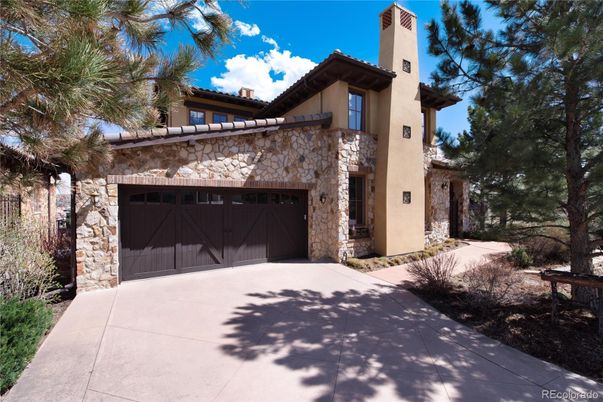 Attached, Exterior, Facade, Mediterranean