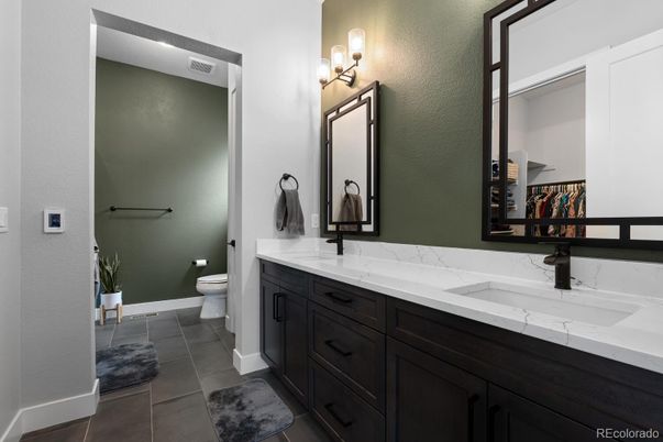 Bathroom, Dual Sink Vanities, Interior