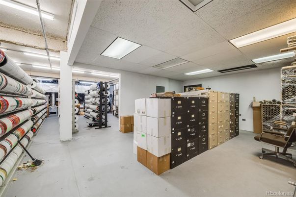 Fitness Equipment, Interior, Recessed Lighting