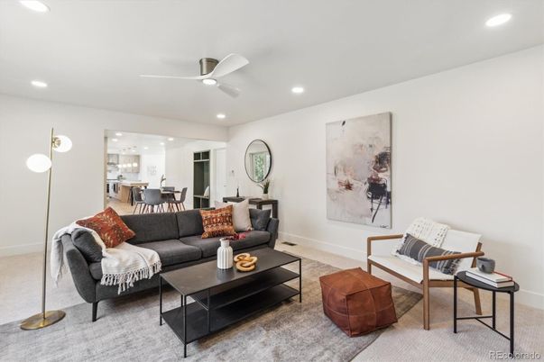 Dining room, Interior, Living room, Recessed Lighting