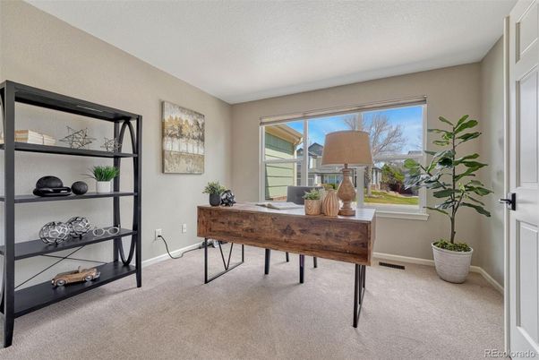 Home Office, Interior