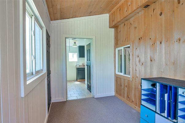 Bathroom, Empty room, Interior, Wooden Ceilings, Wooden Walls