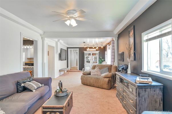 Interior, Living room, Pendant Lights