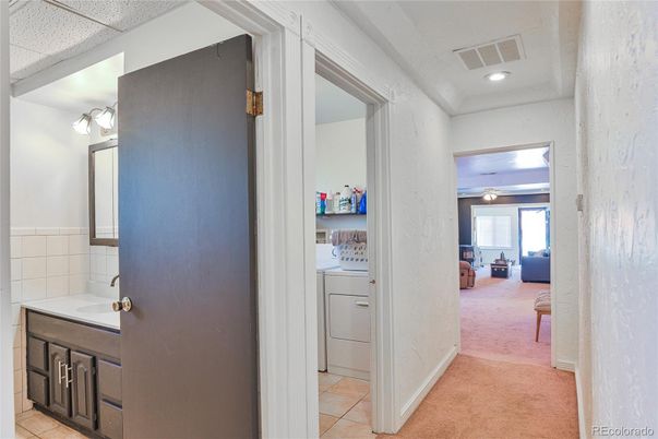 Bathroom, Interior, Recessed Lighting, Washer